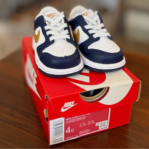 Nike Dunk Low Kids' Blue and Gold Sneakers 4C NWT - Picture 2 of 5